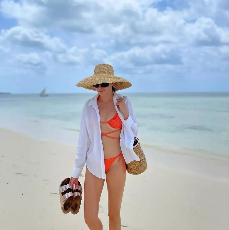 classic white shirt over a swimsuit trends 2023 ideas outfit fashion