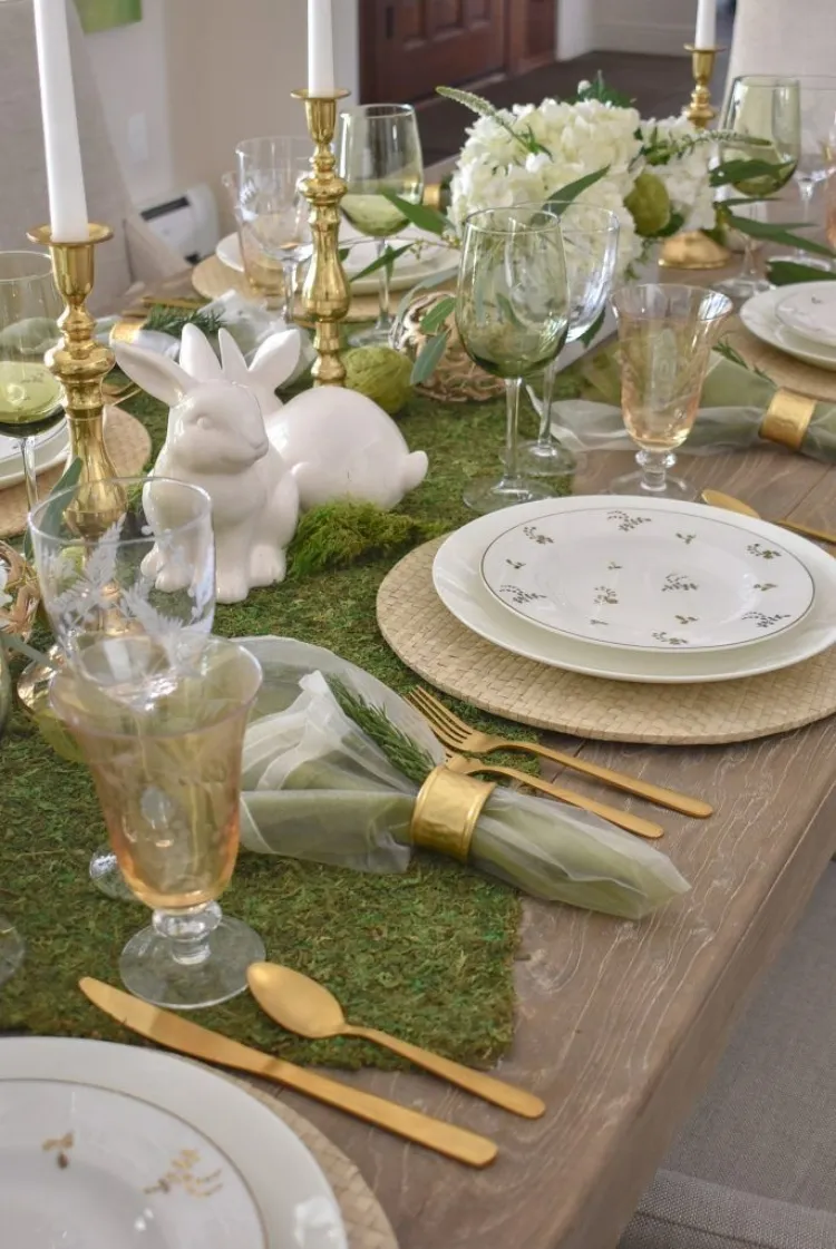 elegant gold cutlery green decoration easter table setting trends 2023