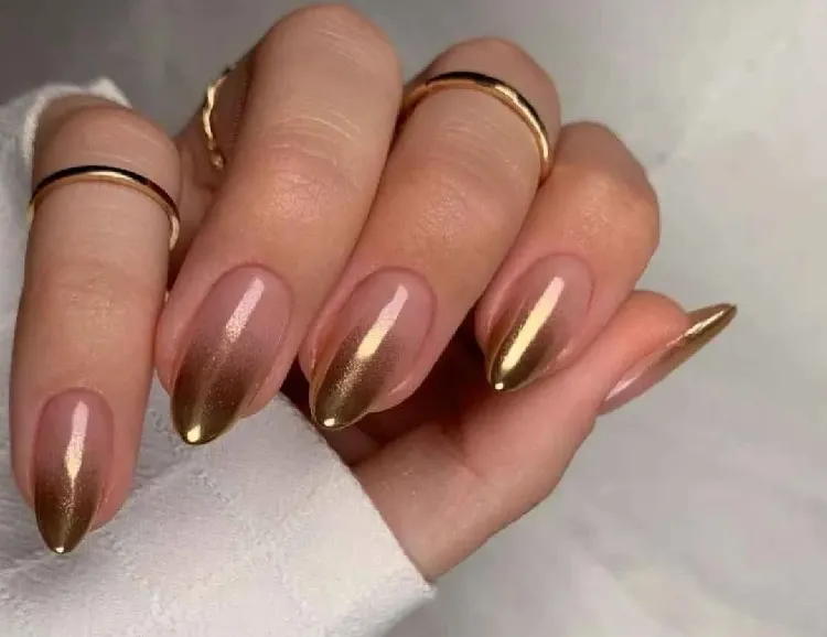 french manicure trends for women over 50