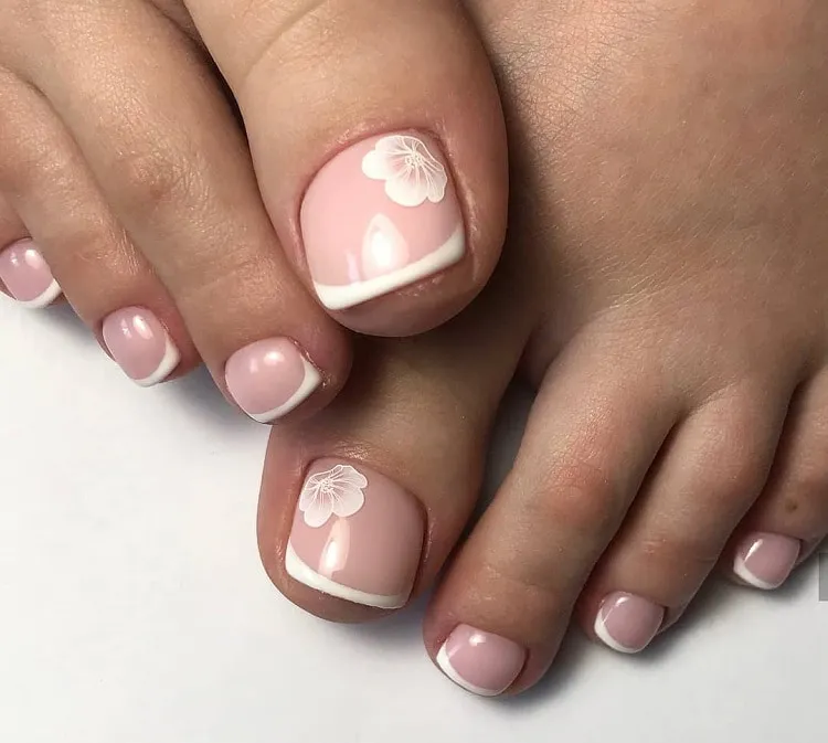 french pedicure with flowers