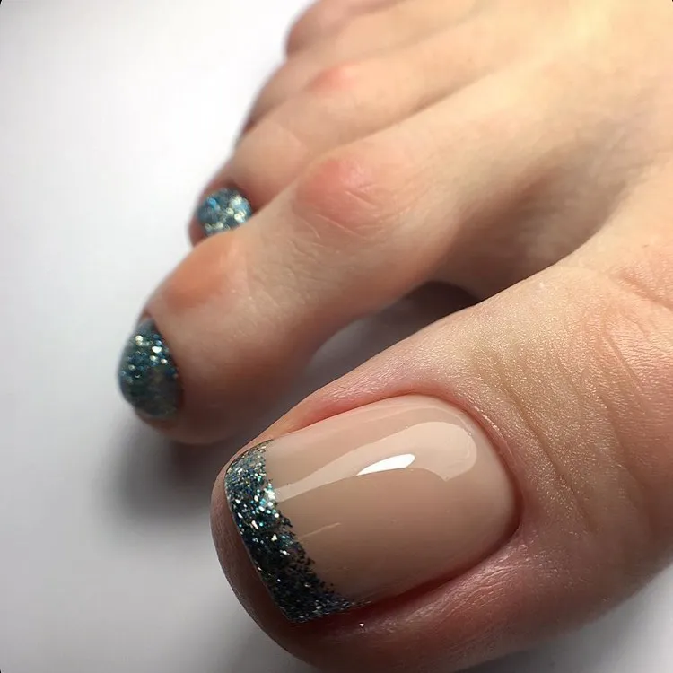 glitter french tips pedicure nude base toe nail trends 2023