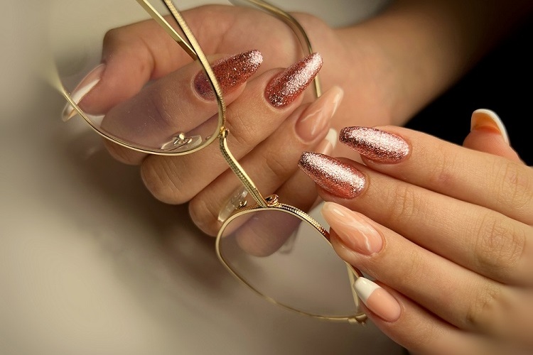 glitter nails 2023 how to do my manicure in the spring