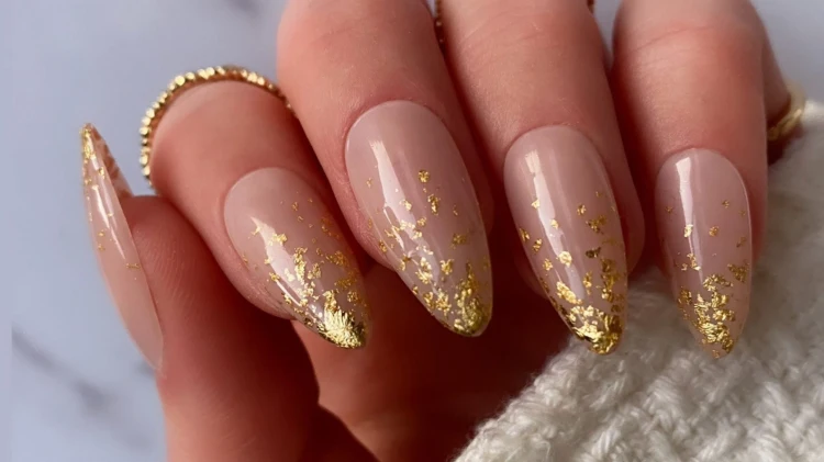 gold foil accents may nails 2023