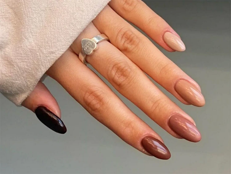 gradient nail design nude colors may 2023 trends