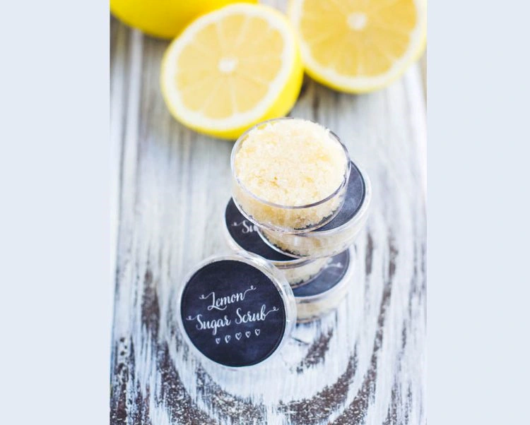 homemade lemon scrub for chapped lips