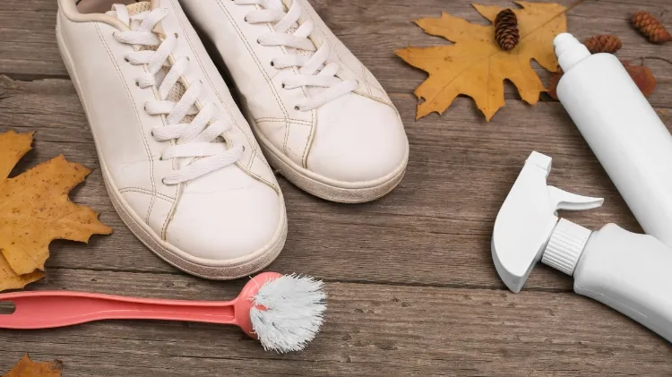 How to Clean White Canvas Shoes 