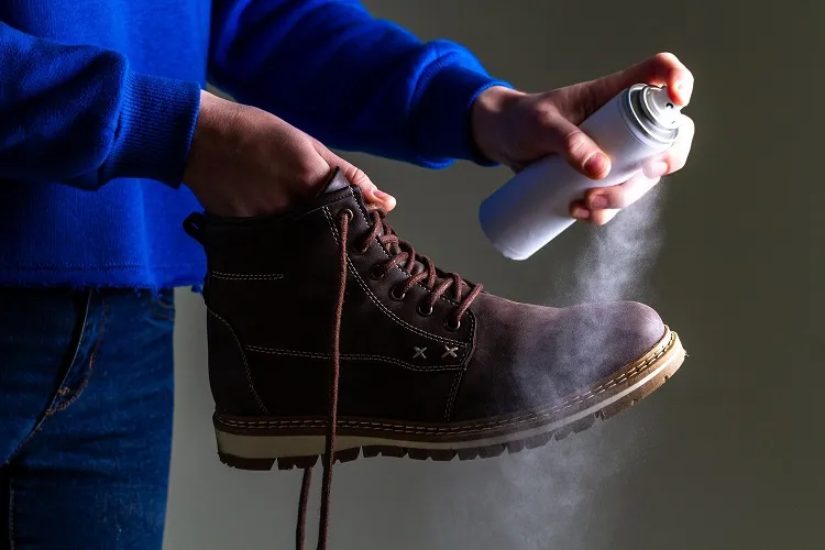 how to clean suede shoes spraying them daily