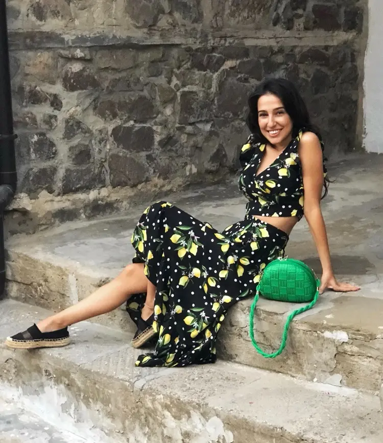 lemon print dress in black summer fashion trends outfit ideas 2023