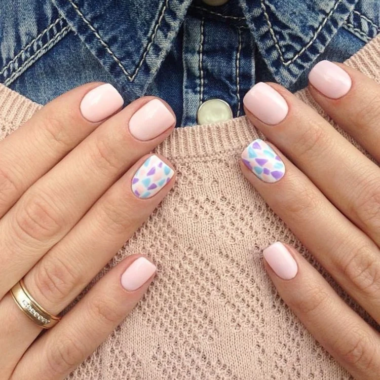 manicure in pastel colors cute nail design idea