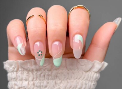 may nails delicate design in light colors
