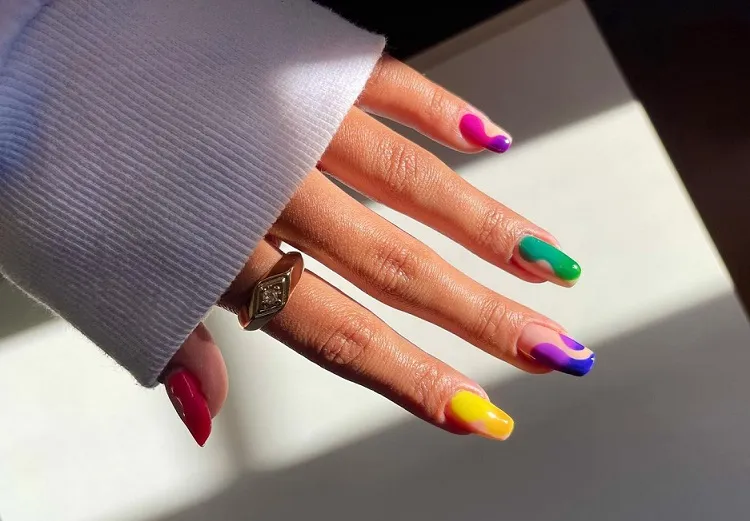 neon nails ideas 2023 spring colors