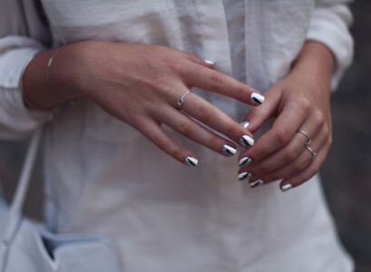 short mirror nails stunning effect trending nail design