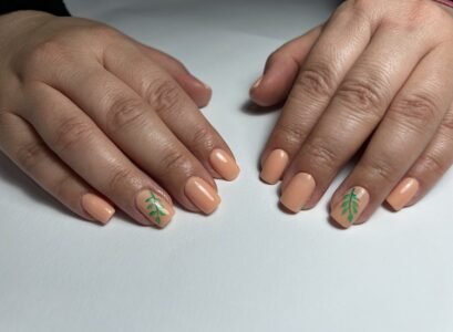 short square nails for women over 50 manicure ideas designs 2023