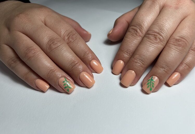 short square nails for women over 50 manicure ideas designs 2023