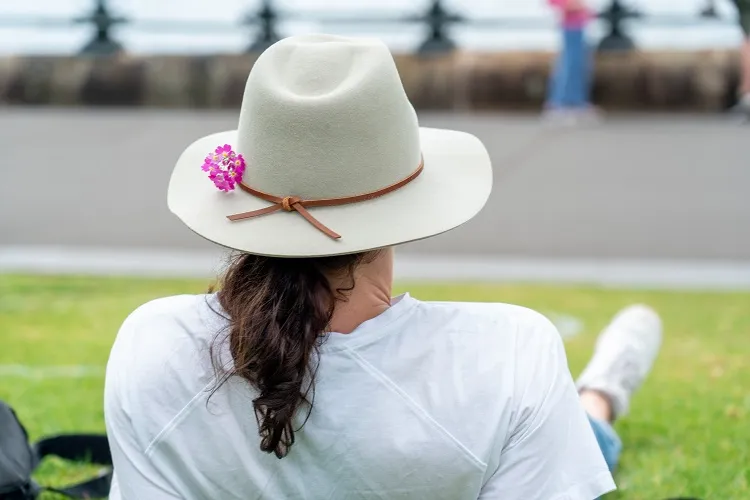 spring summer hats for 50 year old woman a neutral colored hat