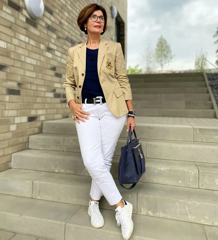 street fashion for women over 50 white jeans t shirt and blazer