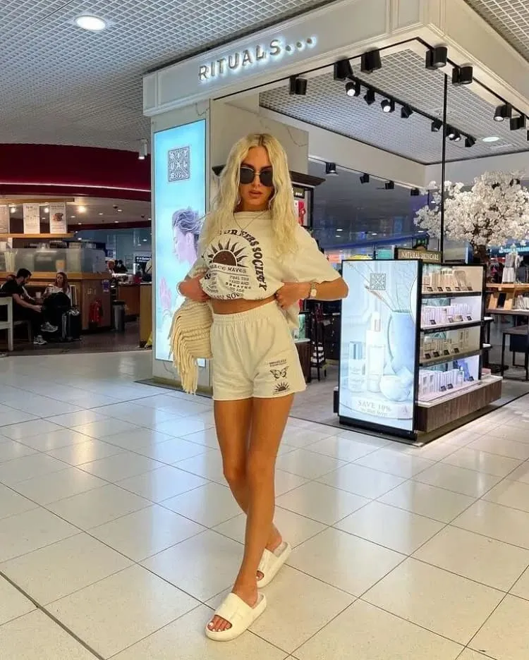 summer airport outfit ideas