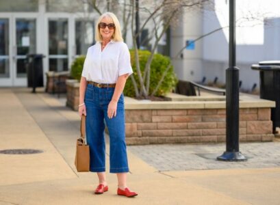 wide leg denim for mature women best jeans for old ladies older woman what to wear with how to choose matching clothes for jeans casual colors basic ideas what goes with wide leg jeans