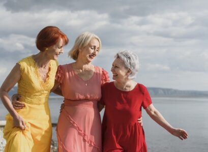 2023 summer holiday outfits for women over 60