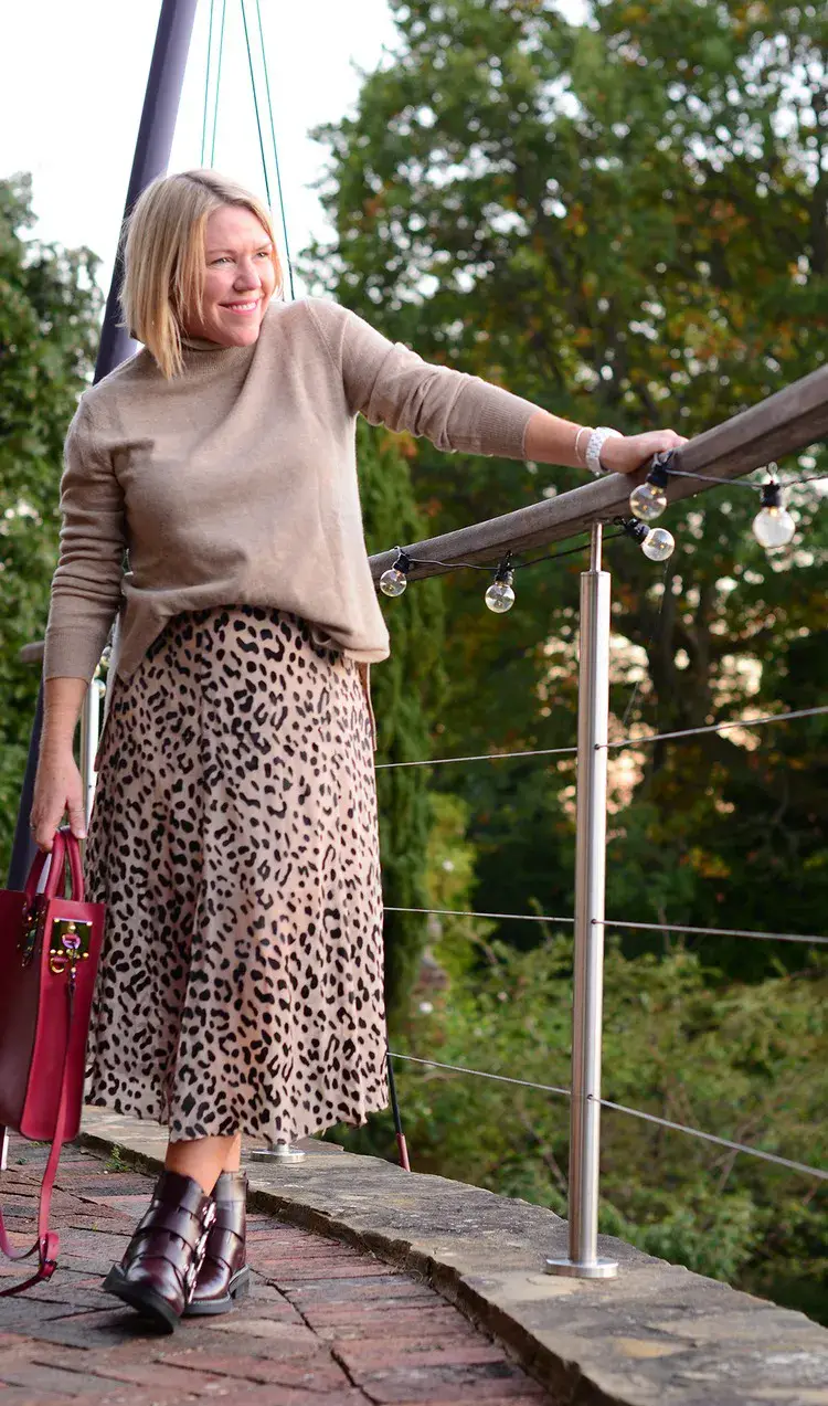 pair leopard print with beige and brown garments