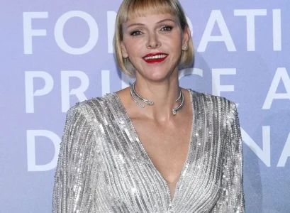 princess charlene blond bob micro blunt bangs summer haisrtyle 2023
