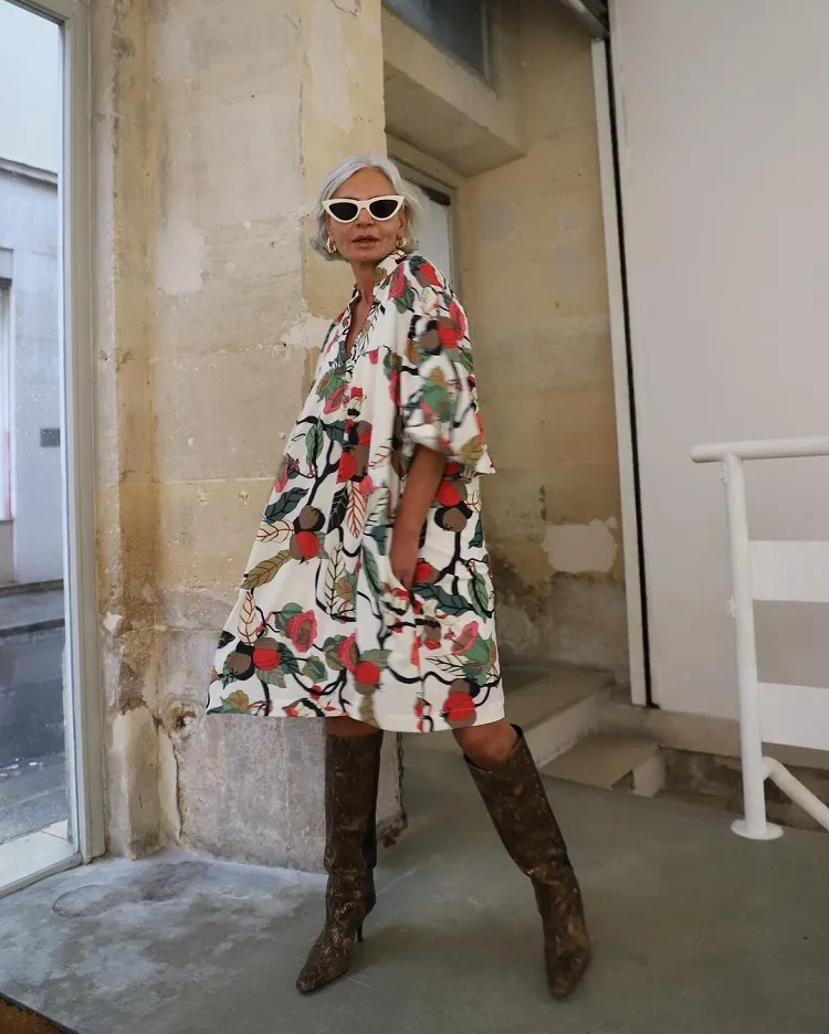 bold big floral pattern women over 50 print to wear outfit tips ideas styling trends 2023 grece ghanem