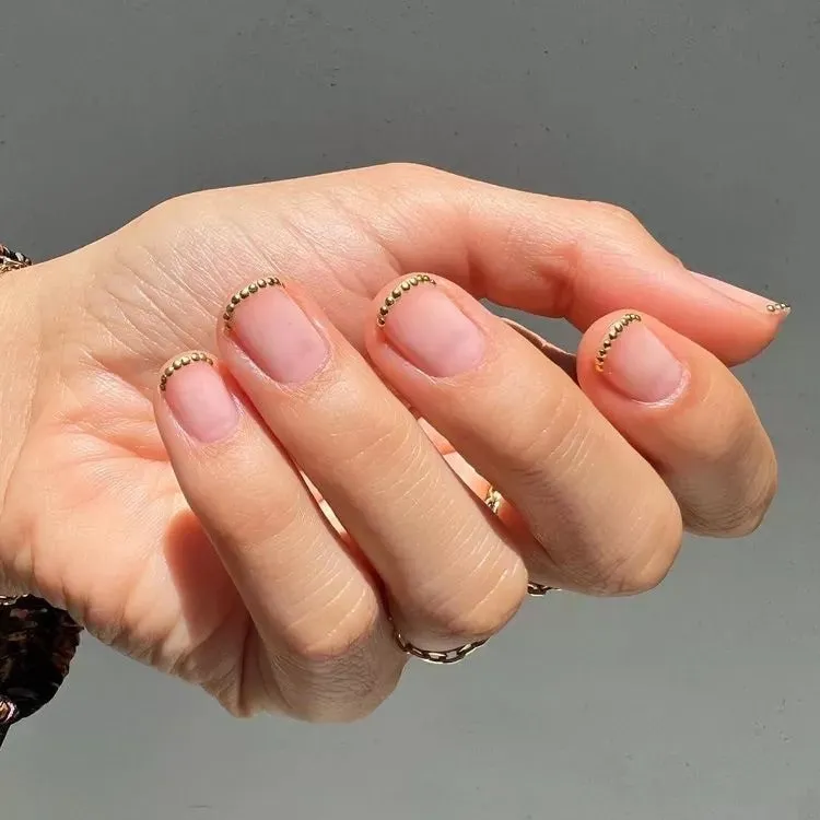 chrome french tip nails short