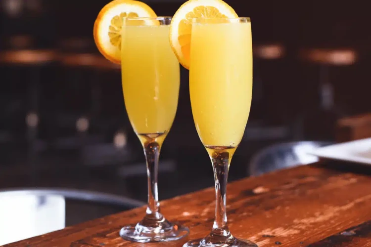 classic mimosa cocktail recipe orange juice and prosecco