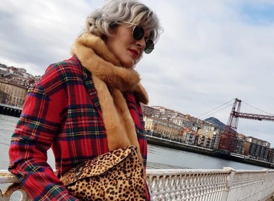 classic red tartan long coat outfit ideas women over 50