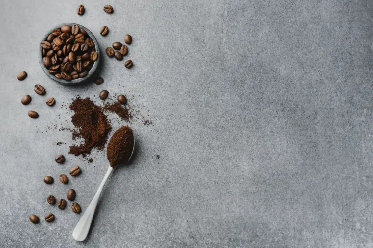 coffee beans onto the bottom of your trash bin in your bathroom or kitchen neutralize bad smells