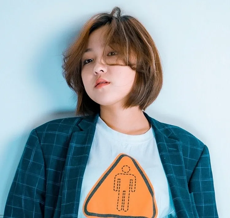 curtain bangs for round face bob hairstyle