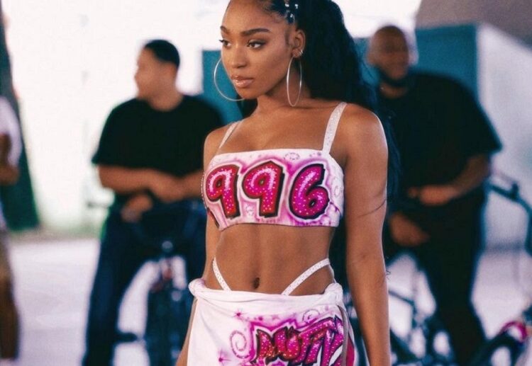 freaknik outfits normani airbrush painted white cropped top mini skirt 90s y2k fashion