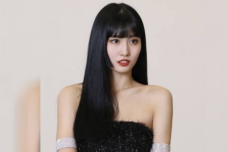 What You Need To Know About The Hime Haircut Trend