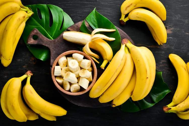how bananas can improve your health what are the benefits advantages improve your health digestive system heart functions more energy energized in day