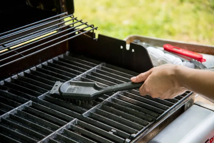 how can i clean my bbq grill properly what are the expert tips to remove dirt and leftover food that might attract germs and bacteria step by step guide solutions