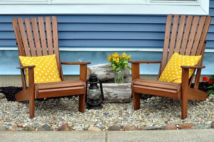 how to furnish a patio for cheap