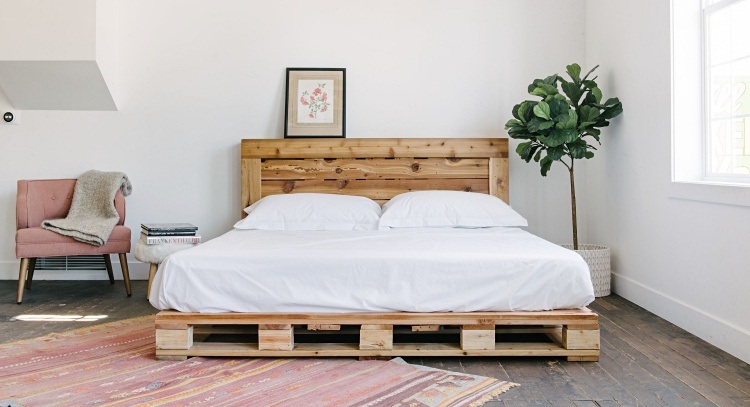 30 Easy DIY Pallet Furniture Ideas - Lost At E Minor