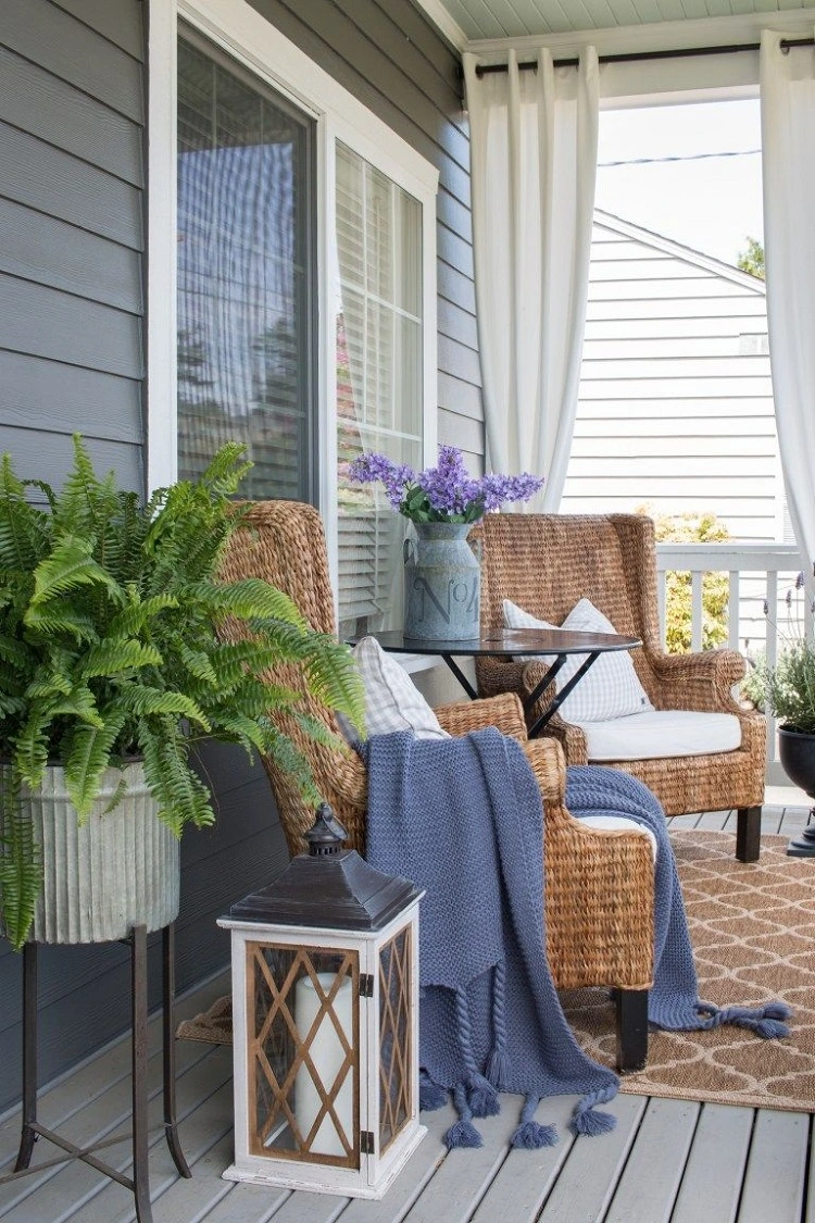 how to make a small front porch look nice
