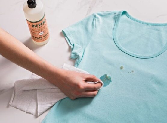 how to remove an oil stain from clothing especially when you have bought it recently and it was not the cheapest one greasy stains look bad and are difficult to remove and clean