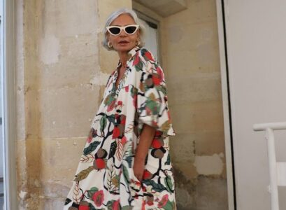 illustrative floral pattern for women over 50 outfit ideas tips