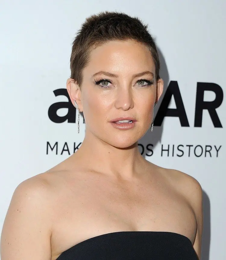 kate hudson buzz cut female hairstyle trend 2023
