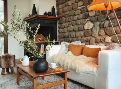 mix of boho and scandinavian style in the interior layering