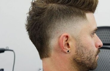 mohawk fade haircuts how exactly is it different from a normal hawk a hairstyle with shaved sides while the fade can be low mid or high every hair type