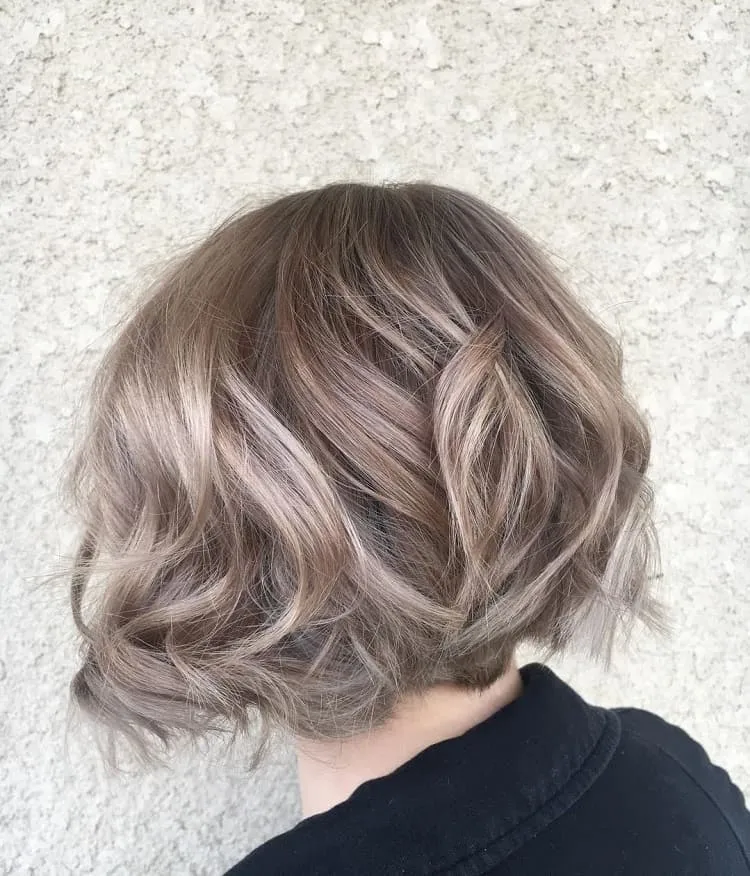 mushroom blonde hair colour on short hair