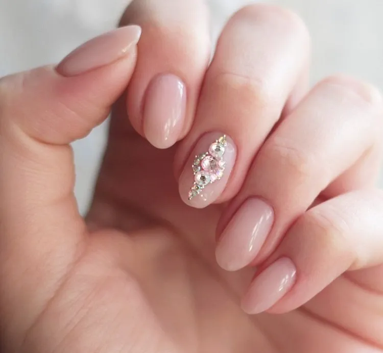 nude nails for over 50