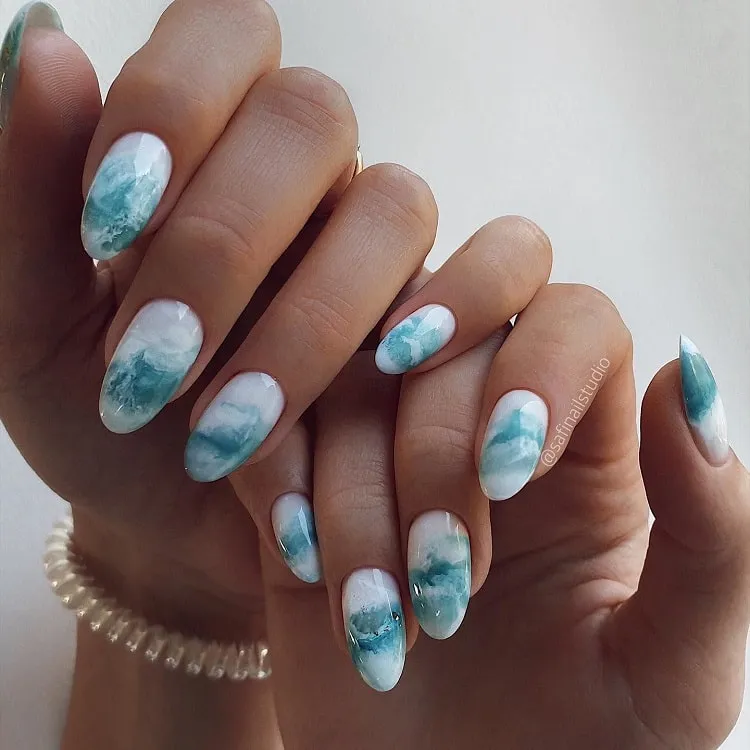 ocean design gel nails