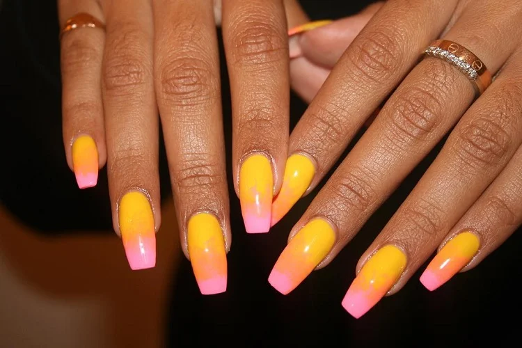 ombre coffin nails manicure trends 2023 bright neon colors