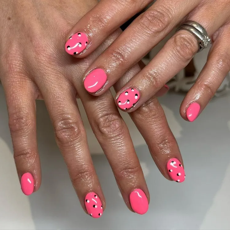 pink summer nails black white polka dots decoration ideas