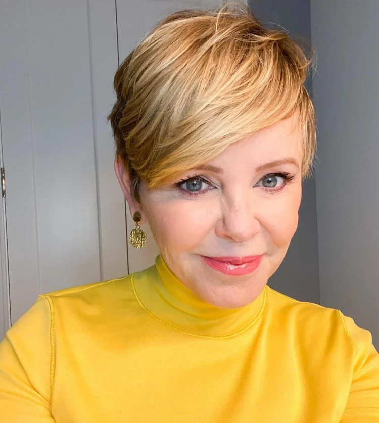 pixie haircut with long side bangs