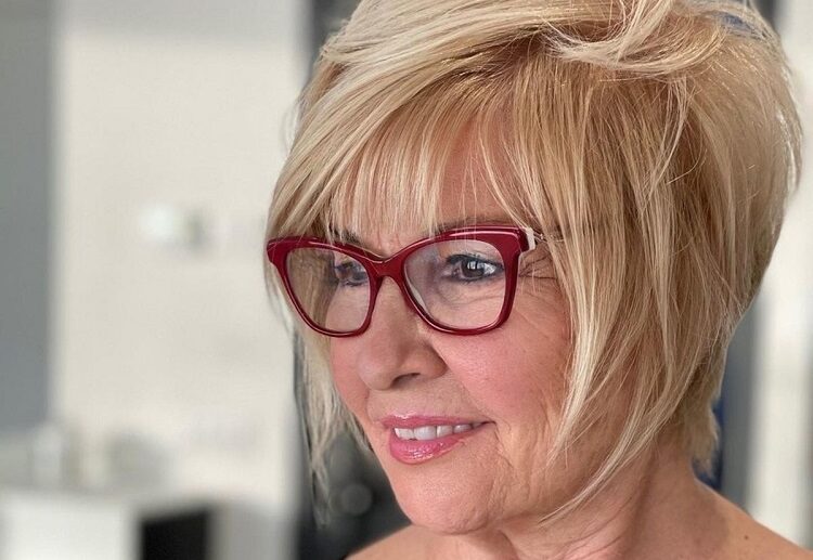 short haircuts for women over 60 with thin hair